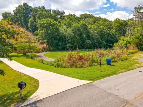 4710 Stagg Rd, Chattanooga, TN 37415