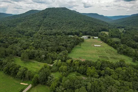 1948 Coppinger Cove Rd, Sequatchie, TN 37374 photo 3