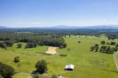 529 SE Sugar Creek Rd, Cleveland, TN 37323