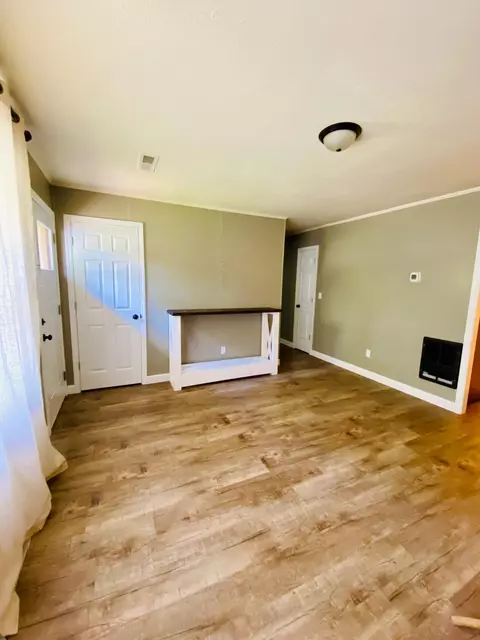907 Hickory St, Jasper, TN 37347 photo 6