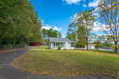 303 Five Points Rd, Chickamauga, GA 30707 photo 2
