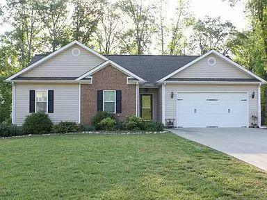 1070 Durham St, Dalton, GA 30721 photo 1