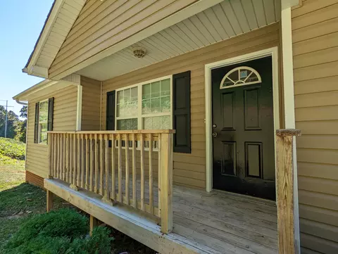 175 Leinbach Rd, Rossville, GA 30741