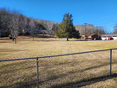 402 Gamble Ln, Jasper, TN 37347 photo 4