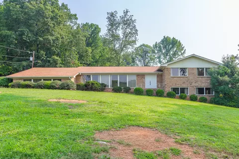 681 Courtney Ln, Chattanooga, TN 37415