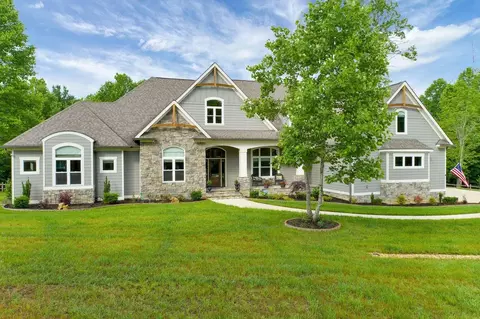 285 Jasper Creek Ct, Jasper, TN 37347