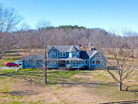 719 SW Red Clay Rd, Cleveland, TN 37311
