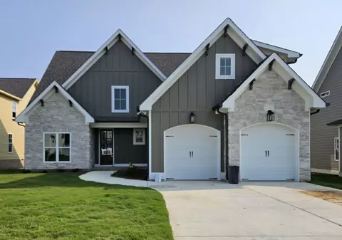 8796 Grey Reed Dr #24, Ooltewah, TN 37363