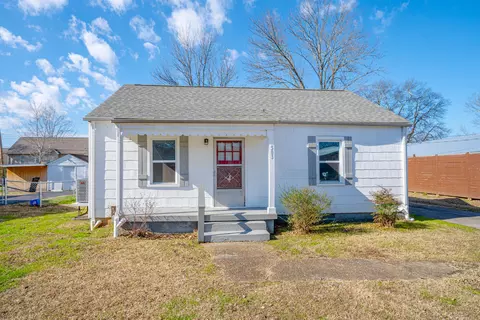 503 Carden Ave, Rossville, GA 30741