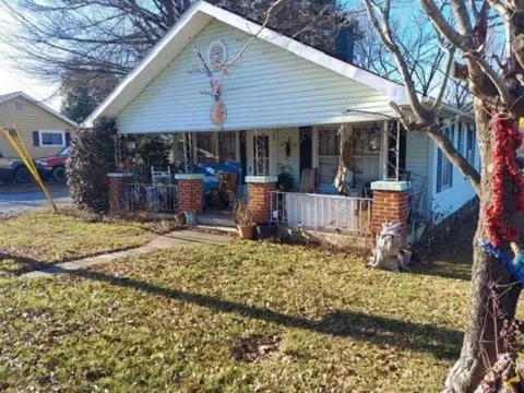 1413 Chestoa Pike, Erwin, TN 37650 photo 1