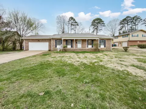 3914 Rosalind Ln, Chattanooga, TN 37416