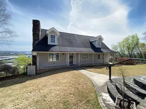 410 Whitehall Rd, Chattanooga, TN 37405