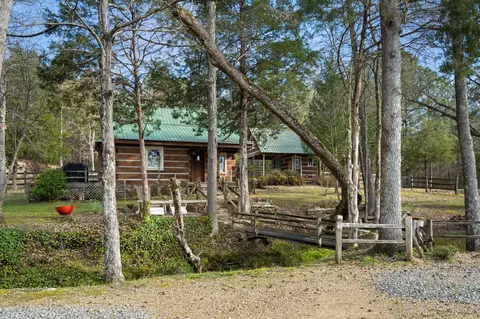 220 SW Candies Creek Rd, Cleveland, TN 37311