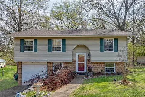 9196 Wood Ln, Soddy Daisy, TN 37379