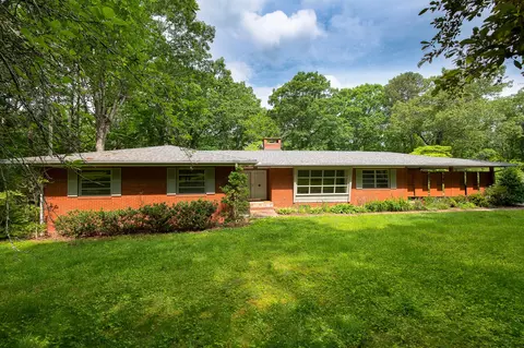 6321 Forest Park Dr, Walden, TN 37377