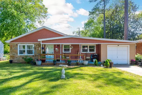 5504 Pinelawn Ave, Chattanooga, TN 37411