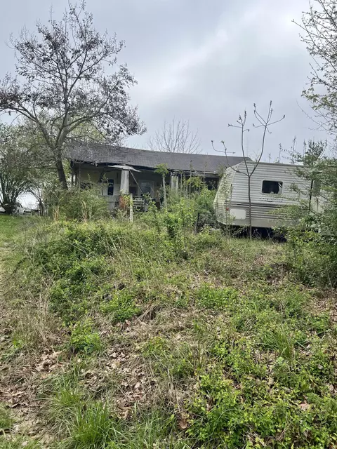 4 Fisher Rd, Rossville, GA 30741
