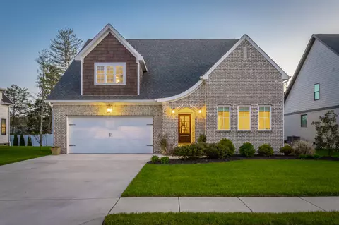 9506 Silver Stone Ln, Ooltewah, TN 37363