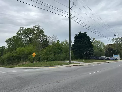 8494 E Brainerd Rd, Chattanooga, TN 37421