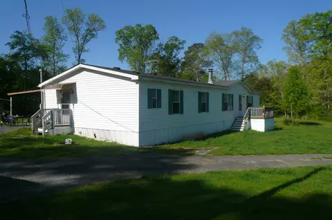 432 Lake Howard Rd, Lafayette, GA 30728