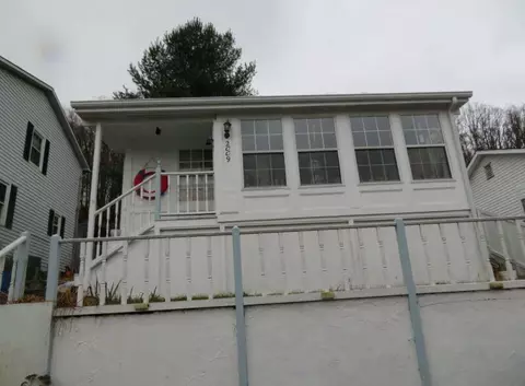 2009 Armstrong Ave, Kingsport, TN 37664