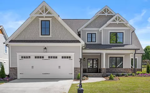 8230 Blackrock Dr #45, Ooltewah, TN 37363