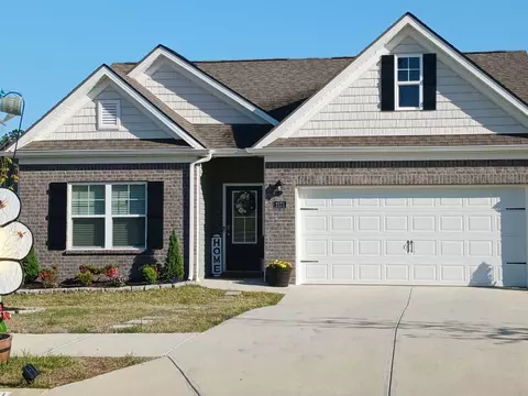 2171 Tournament Dr, Chattanooga, TN 37421