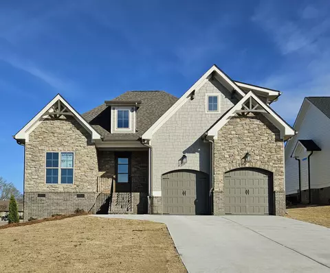 180 Bending Oak Dr #92, Chickamauga, GA 30707