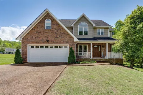 827 Creek Dr, Chattanooga, TN 37415