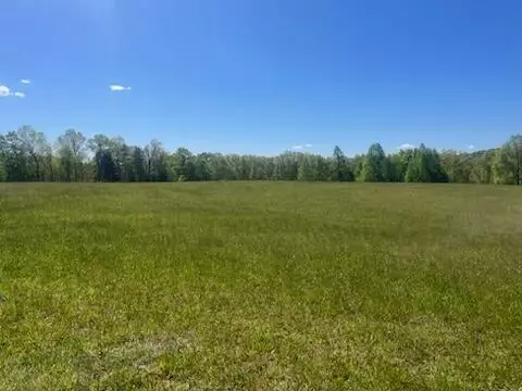 5 Clark Ln # B, Pikeville, TN 37367