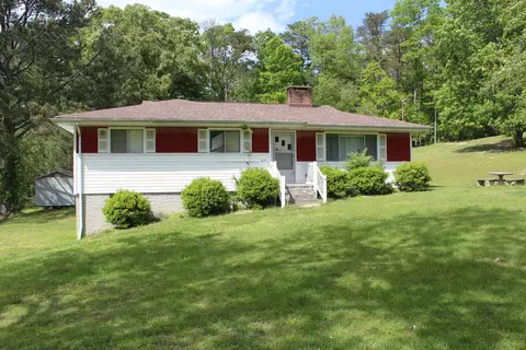 841 Osage Dr, Soddy Daisy, TN 37379