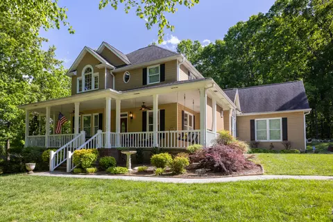 282 Hickory Hills Dr #NE, Cleveland, TN 37312