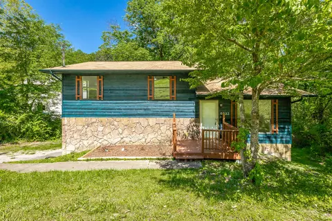 6932 Barter Dr, Harrison, TN 37341