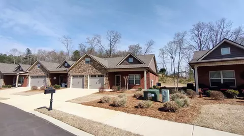209 Garden View Ln, Ringgold, GA 30736