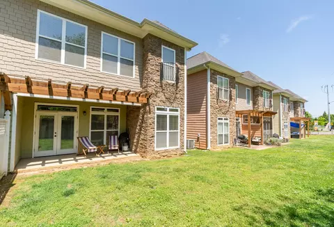 6952 Palms Ct, Chattanooga, TN 37421