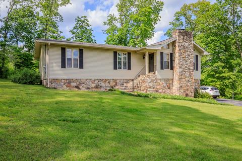 20 Battlefield Cir, Ringgold, GA 30736