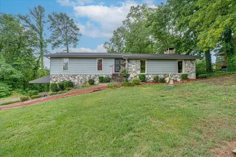 706 Timberwyck Dr, Hixson, TN 37343