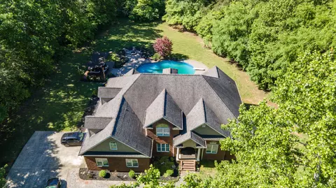 411 SW Weatherly Switch Trl, Cleveland, TN 37311
