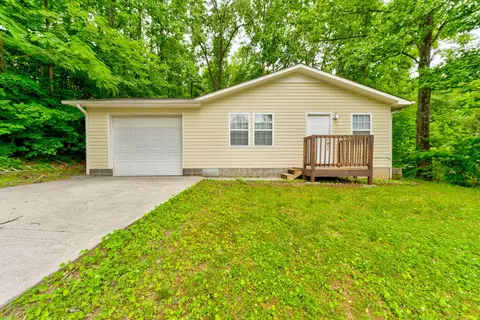 161 NW Santa Fe Trl, Dalton, GA 30721