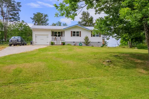 3661 Kensington Rd, Chickamauga, GA 30707