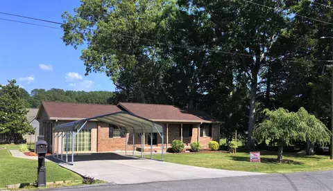 217 S Emerald Dr, Cohutta, GA 30710
