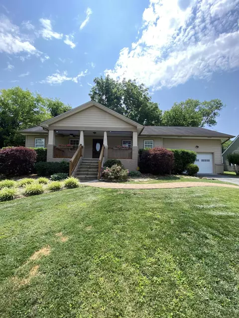 2110 Ashmore Ave, Chattanooga, TN 37415