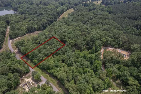 307 Chestnut Dr #307, Spring City, TN 37381