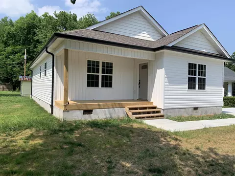 314 W 3rd St, Jasper, TN 37347
