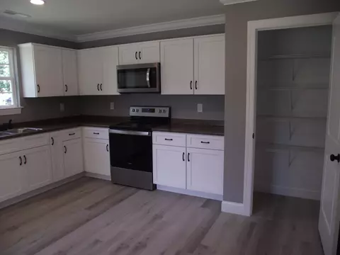 314 W 3rd St, Jasper, TN 37347 photo 6