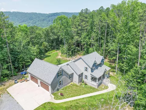 1101 NW Reed Pond Rd, Dalton, GA 30720