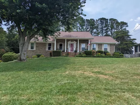 7712 Lasata Ln, Harrison, TN 37341
