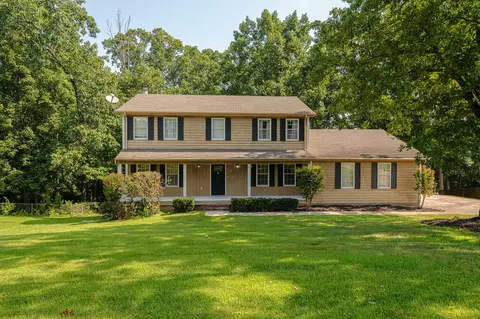 1017 Wedgewood Dr, Chattanooga, TN 37421