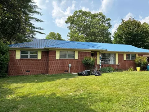 1110 Coosa St, Athens, TN 37303