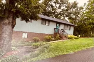219 Lawrence Dr, Rossville, GA 30741